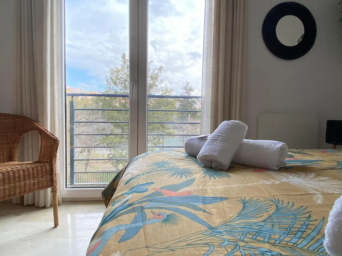 Homestay Lunaroom Center & Quiet Guesthouse Malaga Spain