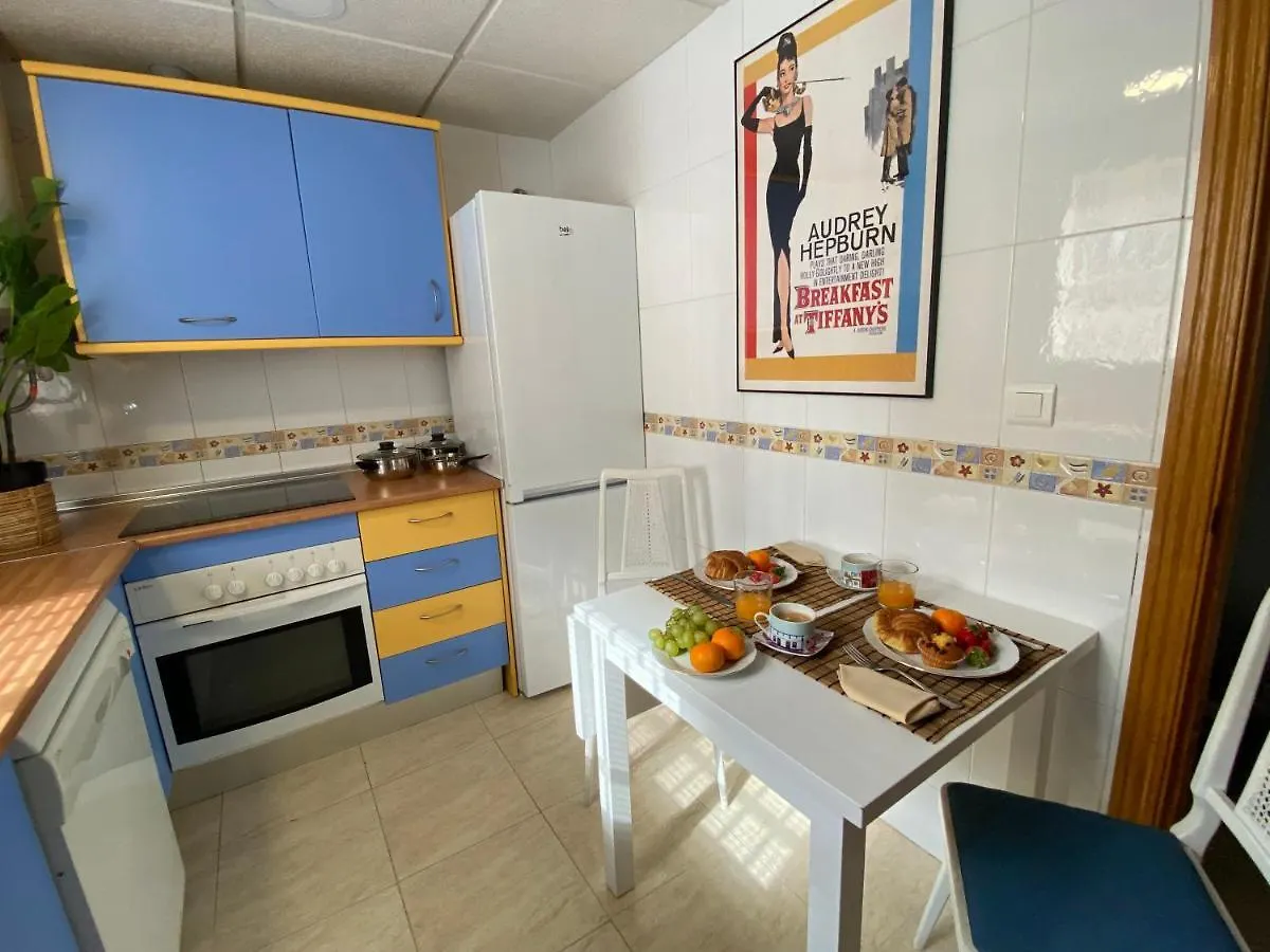 Lunaroom Center & Quiet Guesthouse Malaga Spain